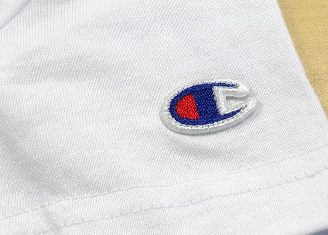 champion卫衣明星,champion性价比卫衣推荐