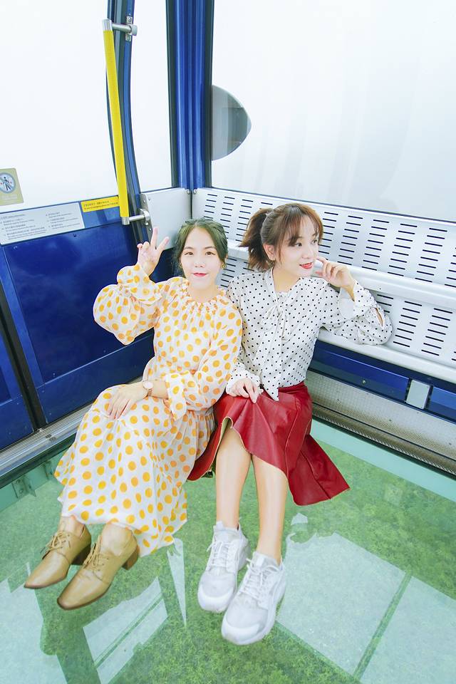 沙雕姐妹花暴走香港大澳，一个你没了解过的彩色离岛