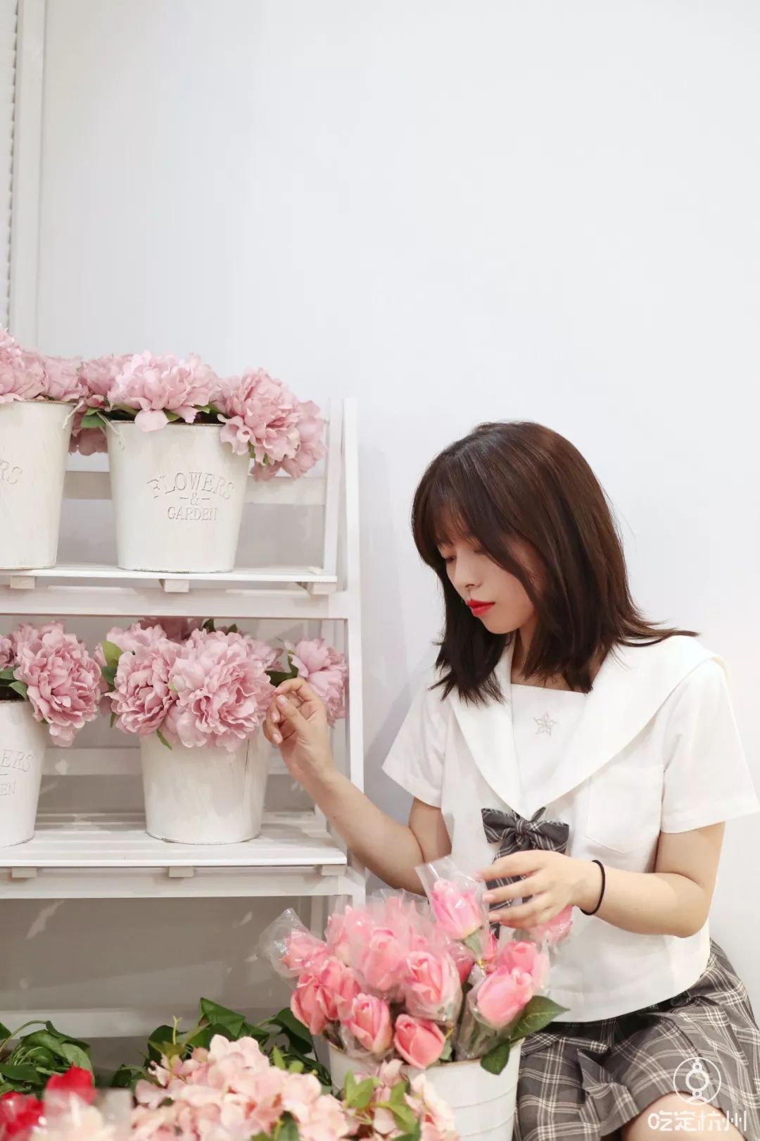 法式美甲魔镜粉多少钱 (施华洛世奇美睫)