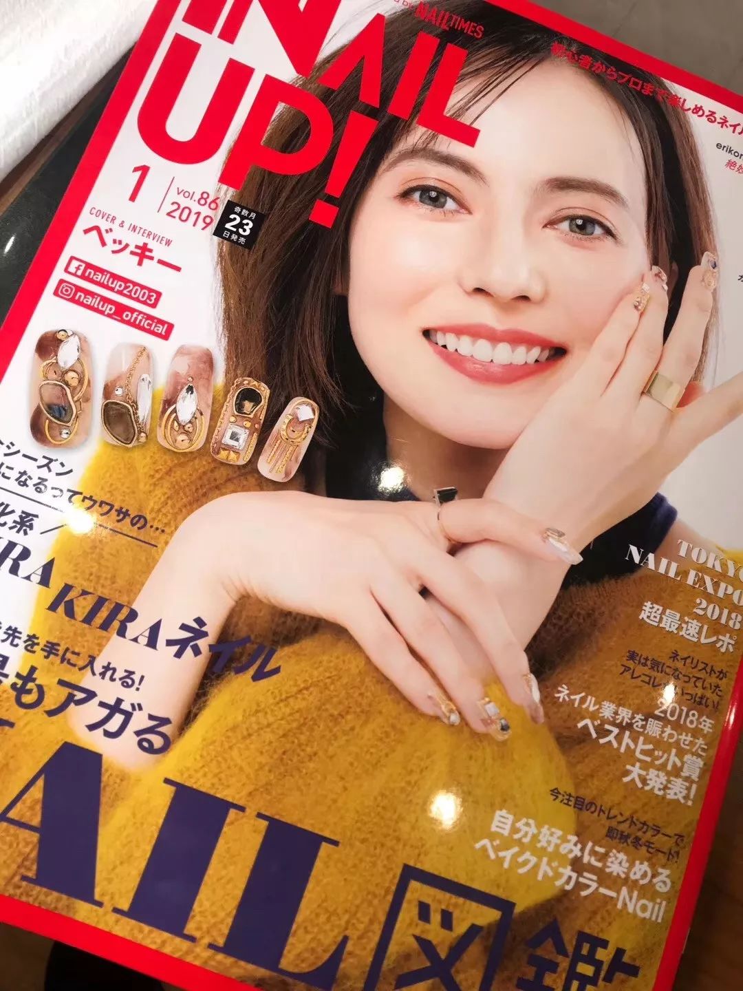 法式美甲魔镜粉多少钱 (施华洛世奇美睫)