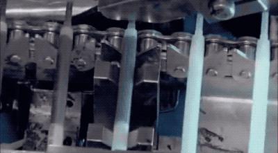 圆珠笔为什么能按动,圆珠笔为啥一按就弹出去了