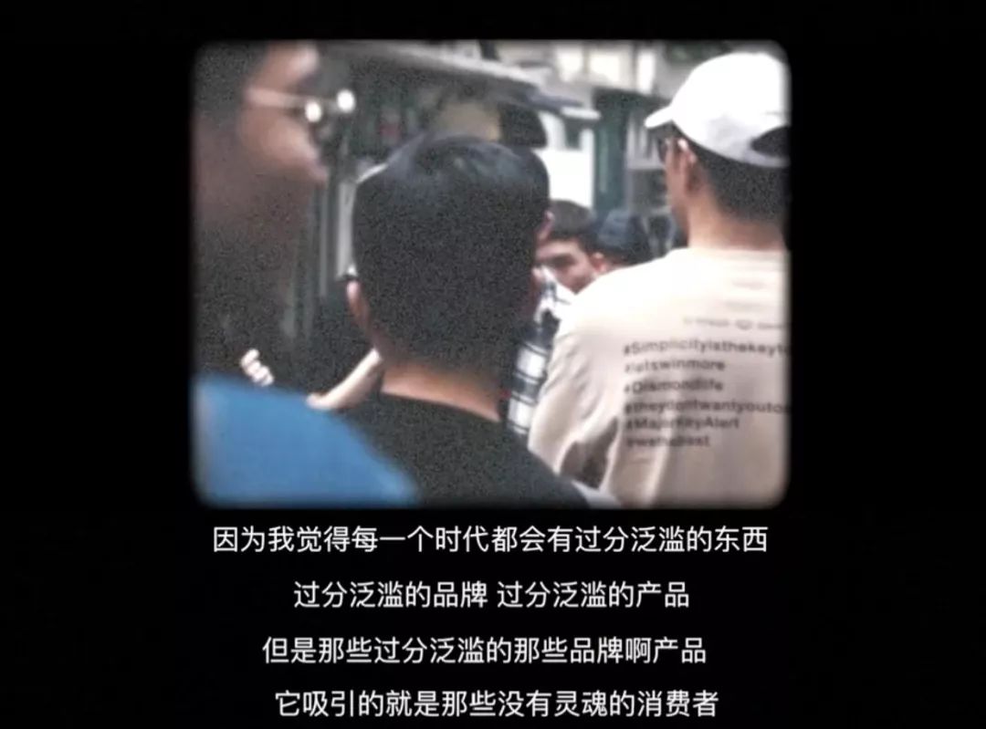 优衣库抢衣服打架,优衣库抢衣服事件