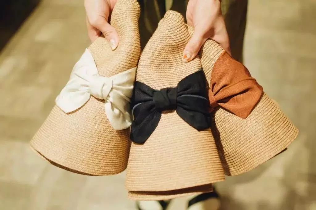 时尚穿搭防晒帽夏季防晒必备,夏天防晒遮阳帽出门必备