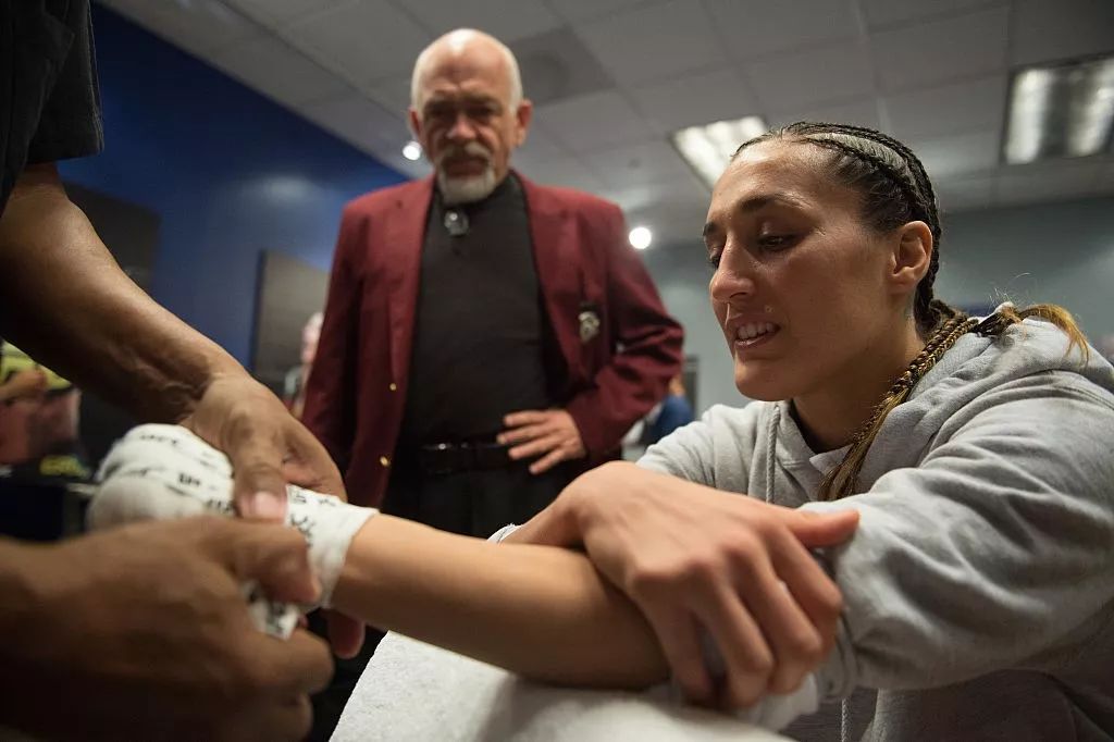 专题|跨越重伤与癌症,女武神重生