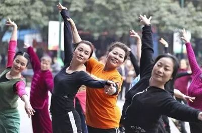 让全民动起来健身,让全民健康动起来