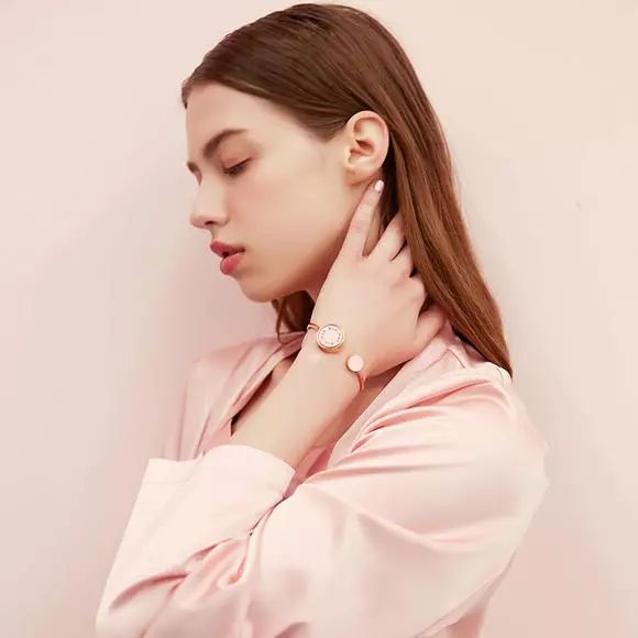 驱蚊手环林允,林允驱蚊手环