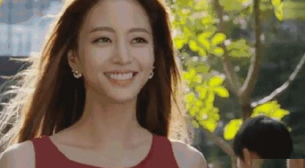 天鹅颈锁骨怎么练快速明显,天鹅颈的修炼方法视频