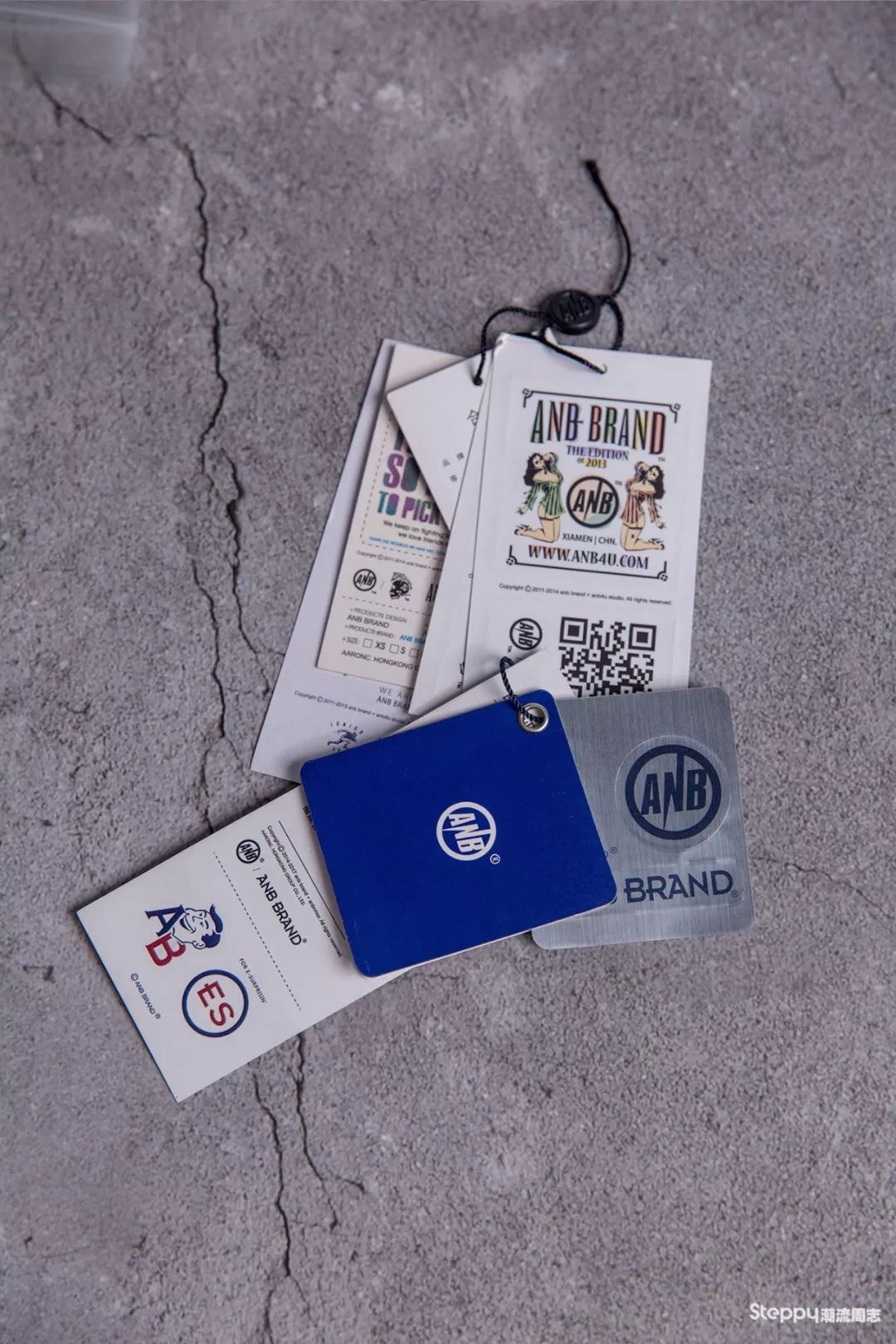 很想问问，你们有收集品牌包装袋或吊牌的癖好吗？