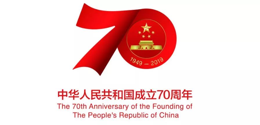 观看班级足球联赛的感受,看孩子足球比赛场外也激动