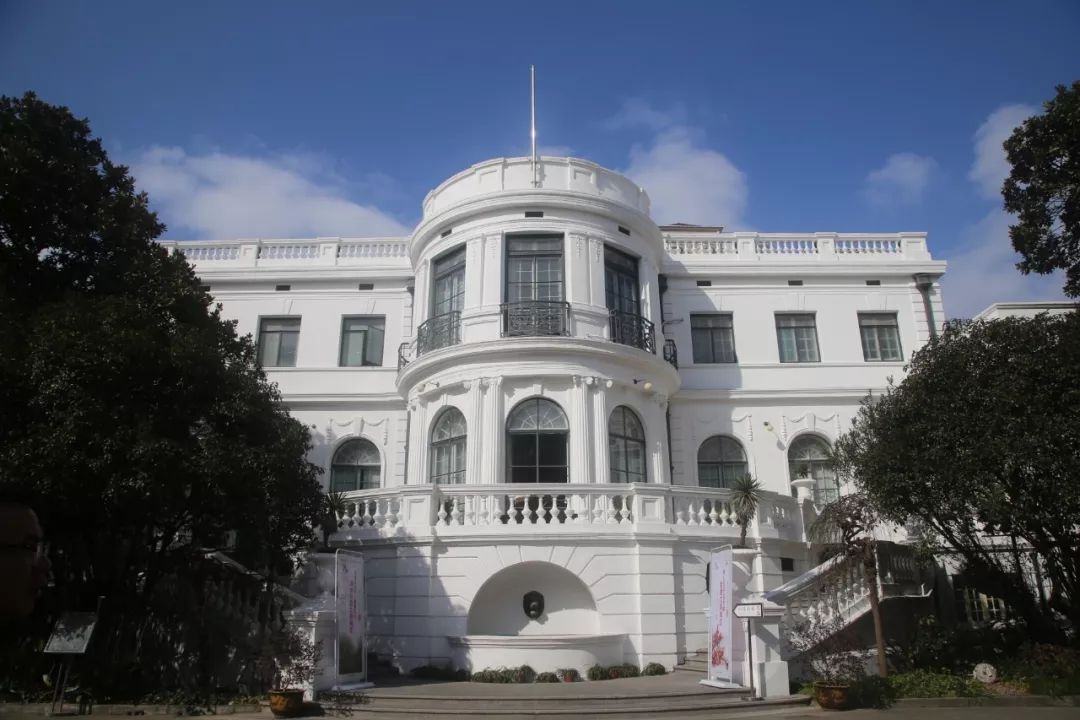 上海必去的打卡墙,上海旋转楼梯攻略