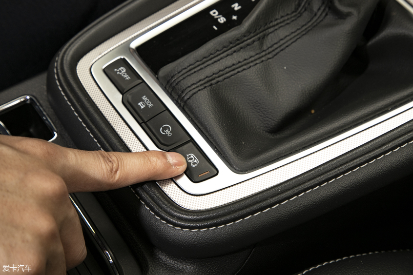 沉浸式体验2023款名爵6,21年名爵6领潮版体验