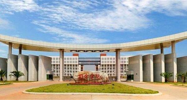 四川高考成绩400分能上什么大学,2018年四川理科623分能上什么大学