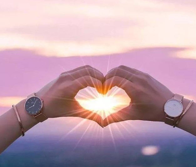 dw女士手表怎么戴,戴dw手表什么梗