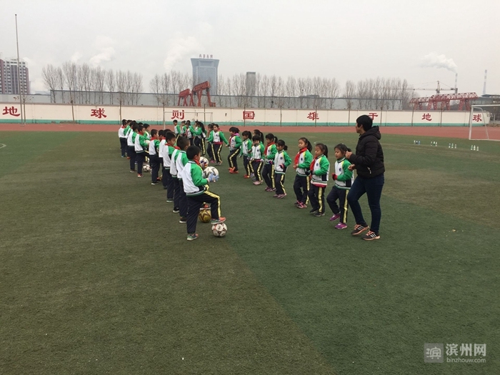 有教材有师资有梯队有联赛邹平市开发区三小校园足球发展步履坚实