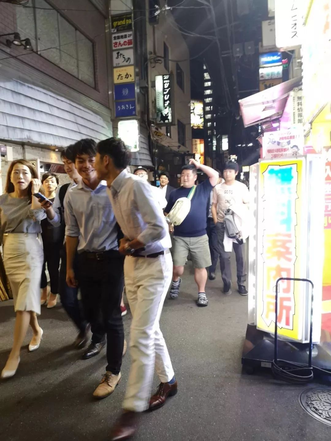 为什么现在人都喜欢去日本 (为什么很多人喜欢去日本)