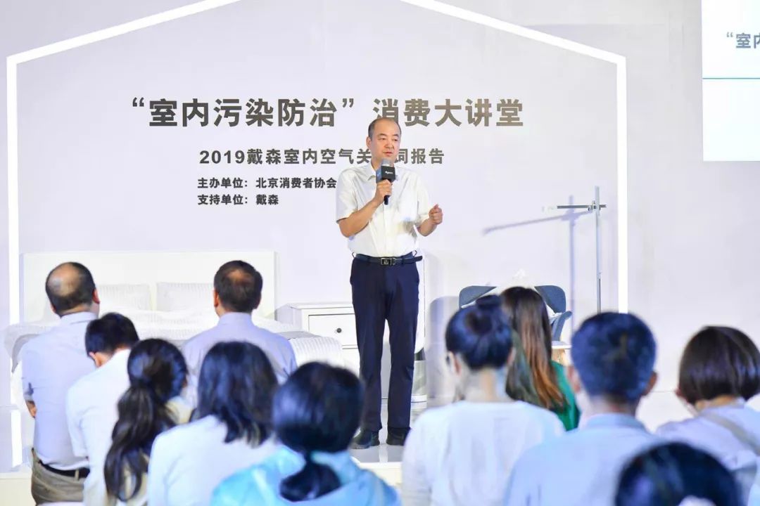 荣耀戴森阿迪、邓伦惠若琪,这个618,你为谁买单?丨Weekly