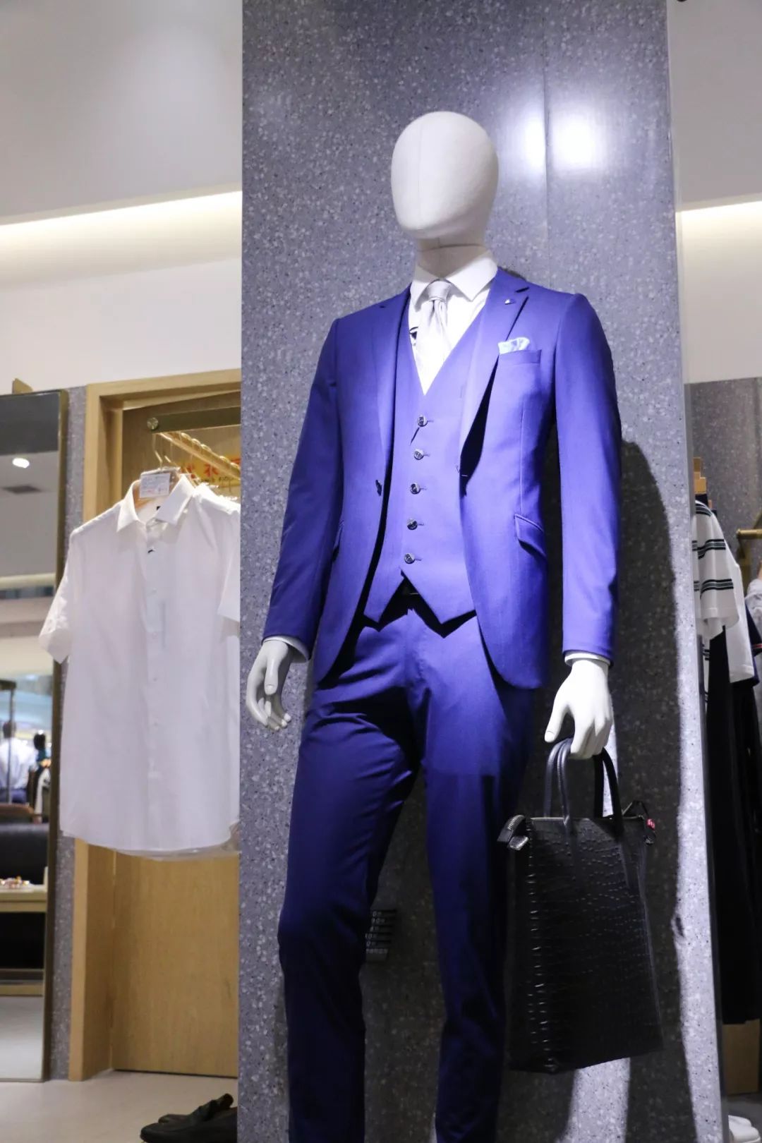 狂欢吗？全场6折！夏天的超低价特供品丨《蜘蛛侠》首映免费看