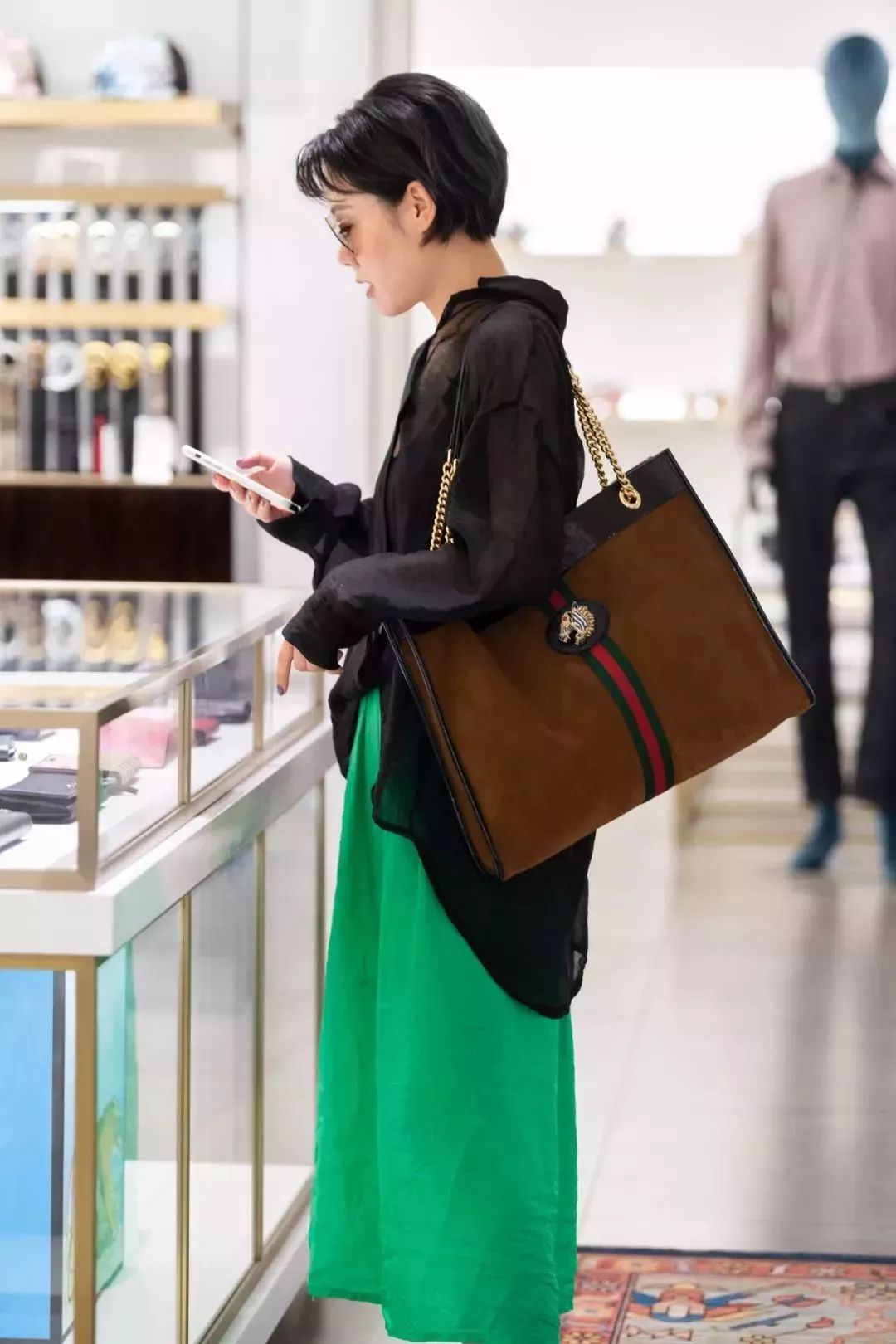 耐克，匡威低至4折再享折上折！人气品牌第二件折上5折！年中大促，嗨购10天，来杉井随便买