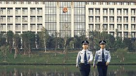 两个警界学霸级“码农”，多次拒绝百万年薪，原因竟然是.......