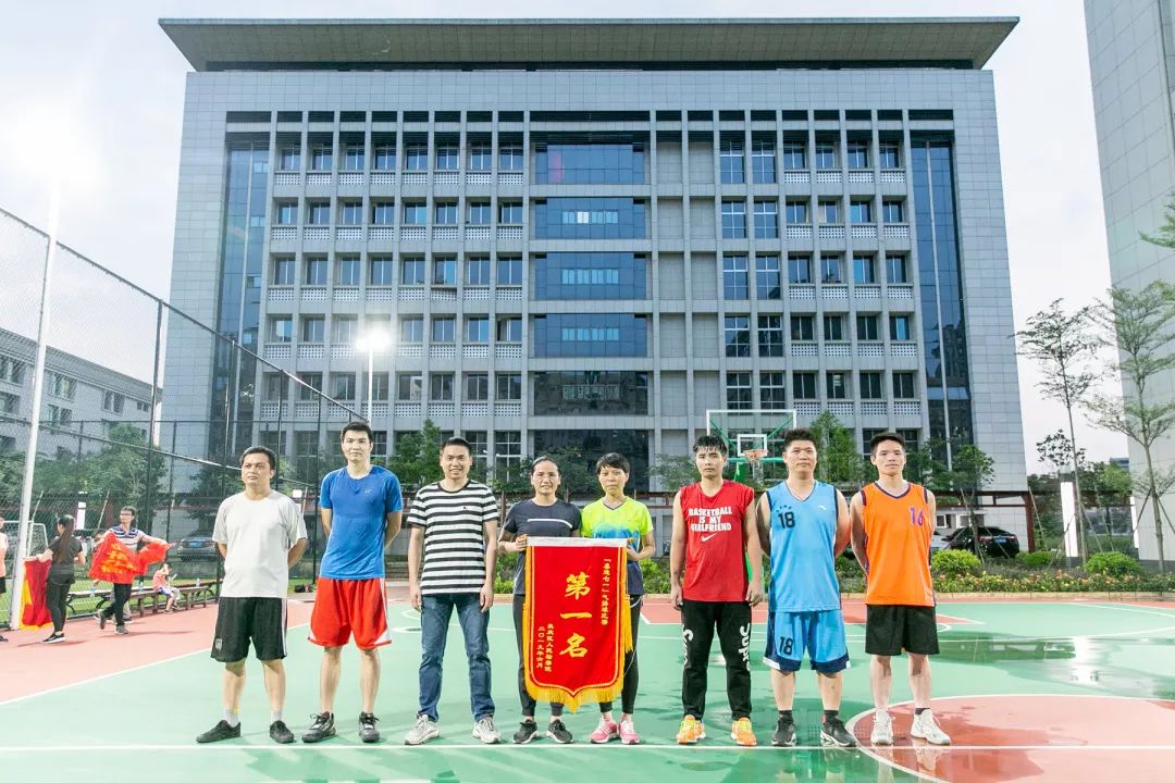 检察心向党迎七一,检察院迎七一忆先烈活动