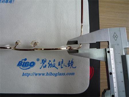 超视立眼镜哪种牌子好,超薄眼镜品牌排行榜前十名