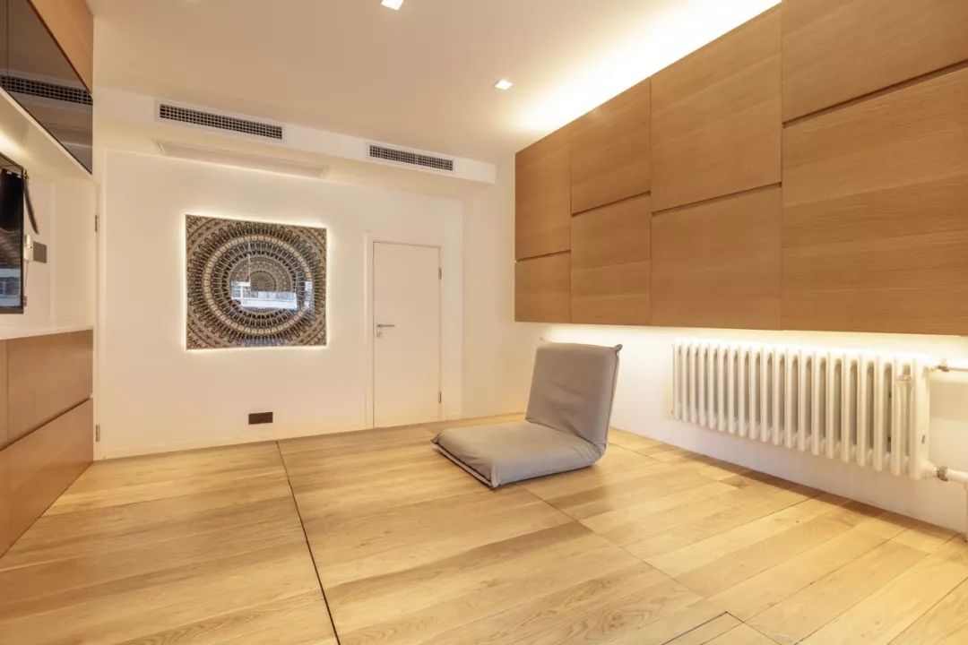 阳台很大要不要装窗帘,阳台太大能装铝合金窗吗