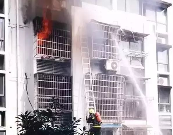 防盗窗如何成为夺命窗,防盗窗化身逃生梯