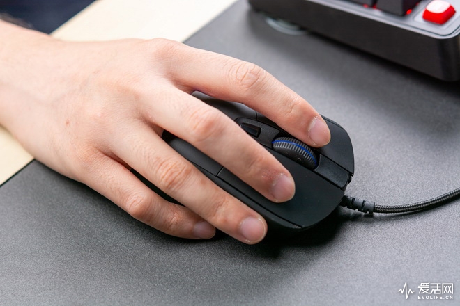 罗技g403hero玩吃鸡怎么样,罗技g403hero评测csgo