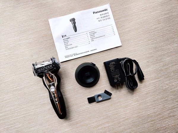 松下剃须刀干湿两用,干湿两剃电动剃须刀