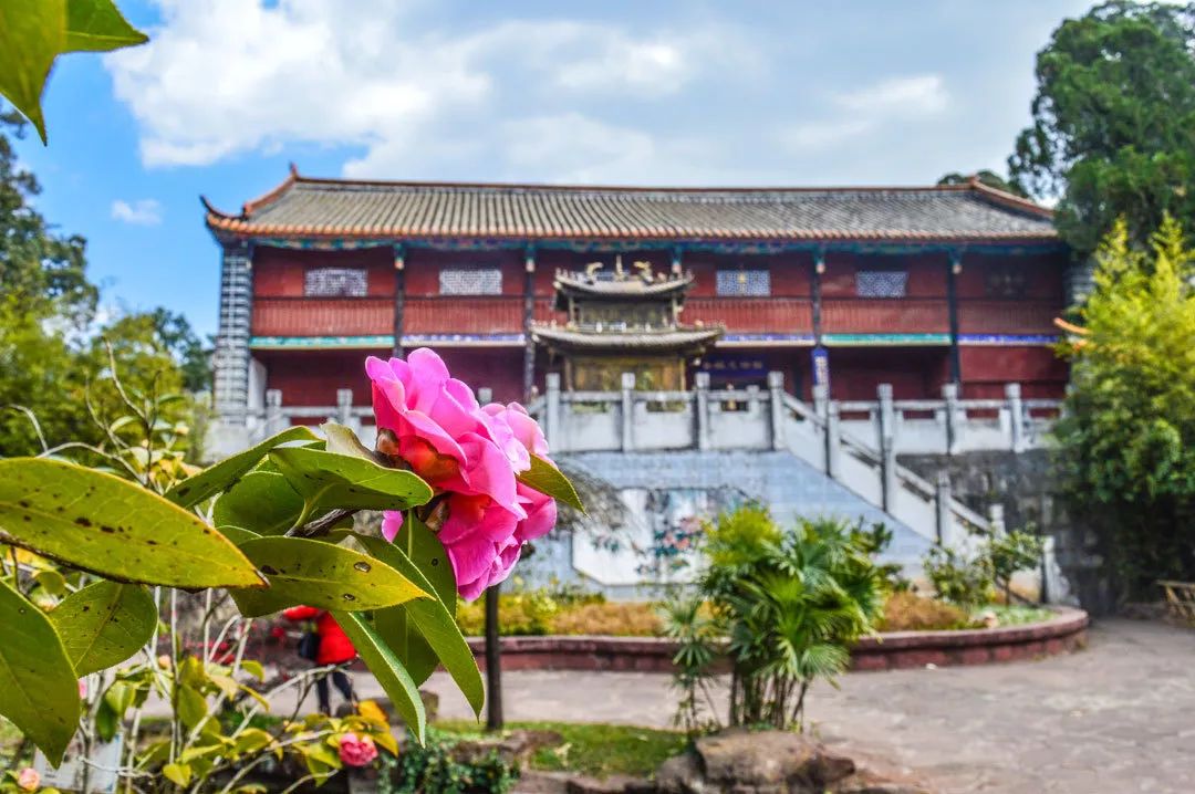 昆明金殿风景区古建筑之美,百年前昆明金殿照片