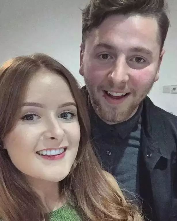 戴隐形眼镜有多可怕,戴隐形眼镜眼睛里长虫子