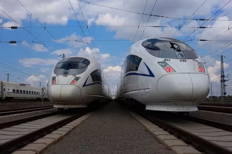 票价六元的火车票,火车票9.5折和5.5折哪个便宜