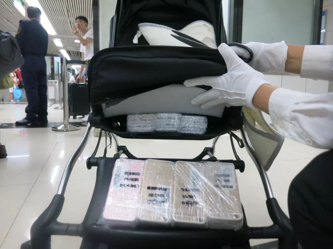 戴名表过海关要交税吗,戴3000万手表过海关被查