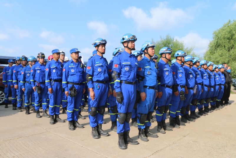 致敬蓝天救援工作,蓝天救援第一次会议