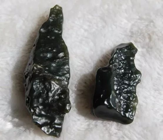 假如金属矿石会说话,和田玉有话说