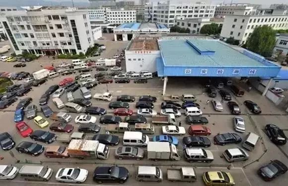 关于年检审车尾气的问题,年检跟检验是一个意思吗