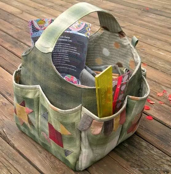 碎布拼接收纳视频,一块块拼图收纳方法