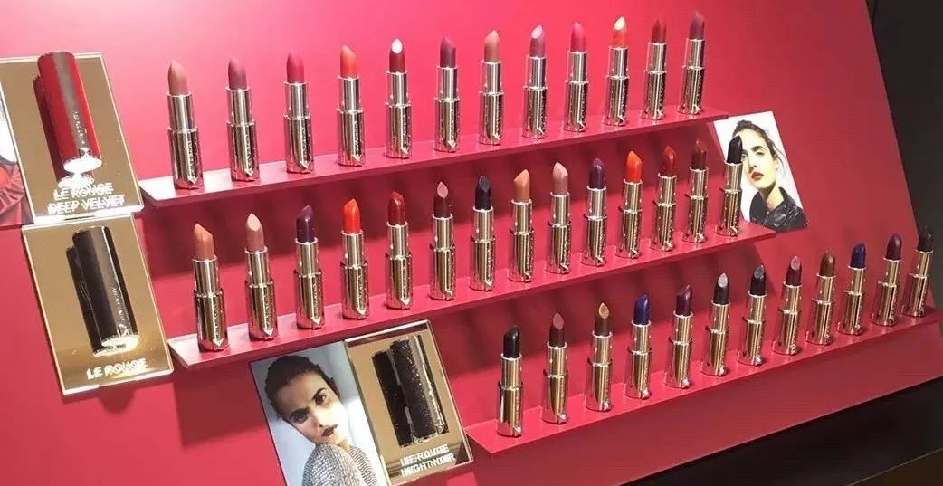 Beauty|CHANEL开挂、DIOR大女人？一线秋季彩妆速递