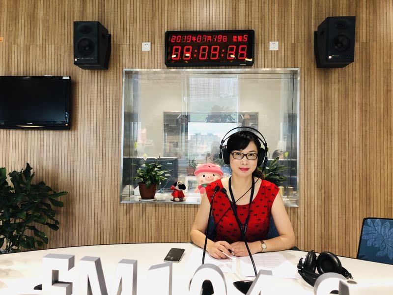 手链变手铐的视频,手链变手铐视频