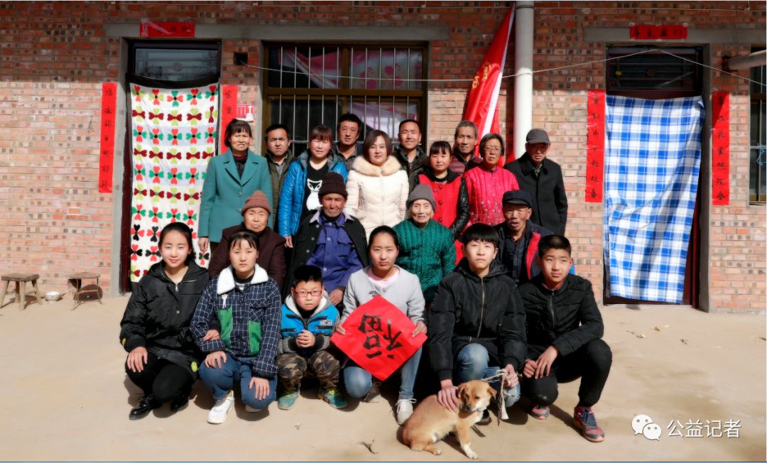 参观陕西省70周年成就展图片,陕西省新中国成立70周年成就展