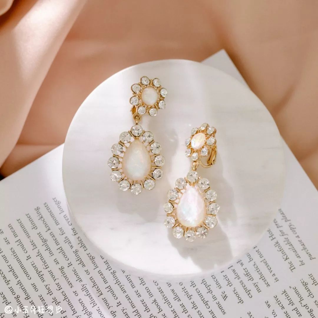 最适合秋冬的几款耳饰时髦又气质,盘点20款春天耳饰