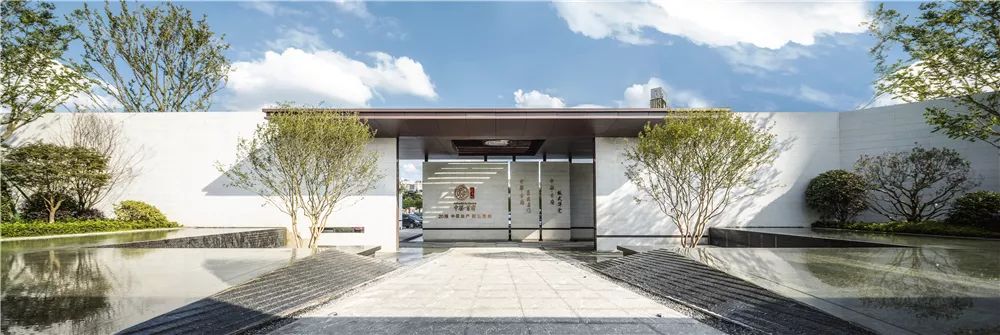 昆明中梁首府最新进展,昆明中梁首府风格