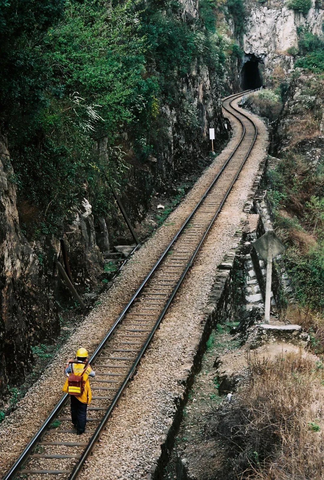 中国哪里的火车最美,中国哪里还有绿皮火车