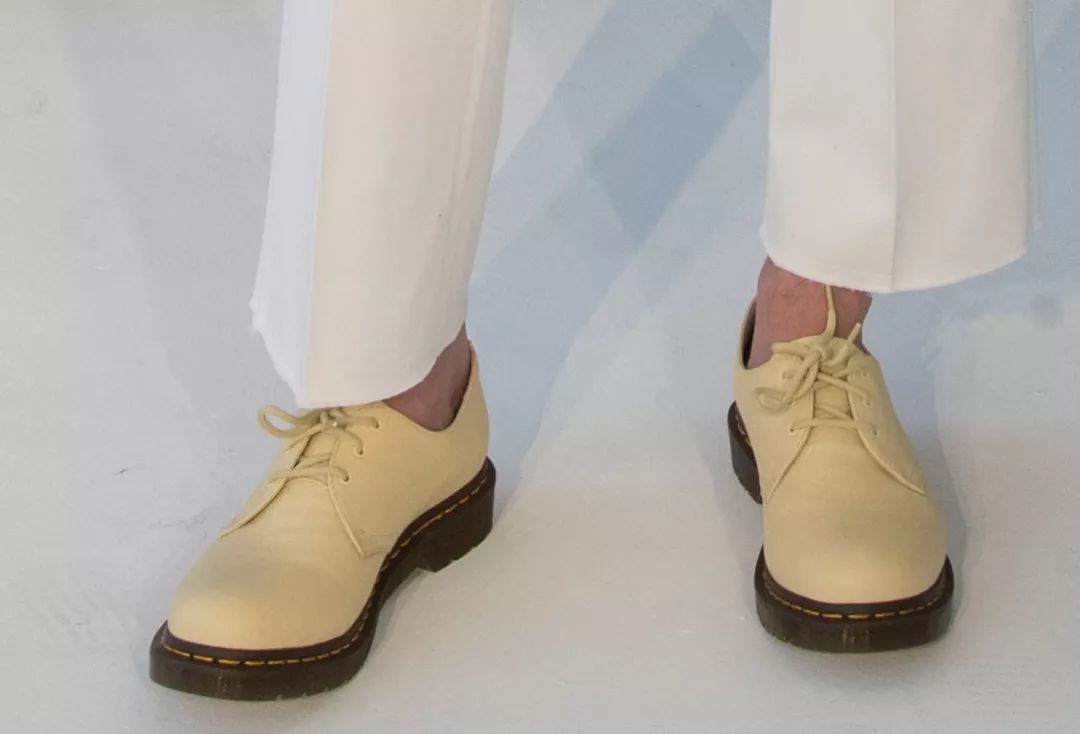 20年春夏男装流行色,2020国际服装春夏男装色彩配比