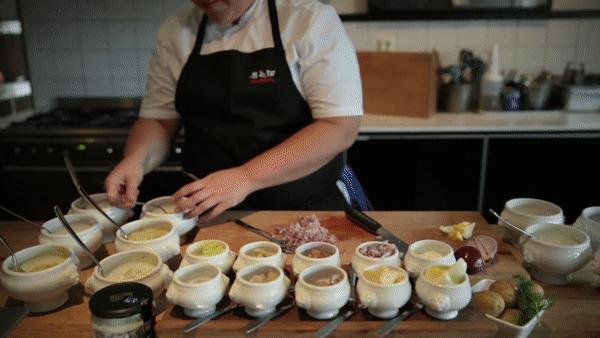 世界第一臭的食物,挑战世界最臭食物瑞典鲱鱼
