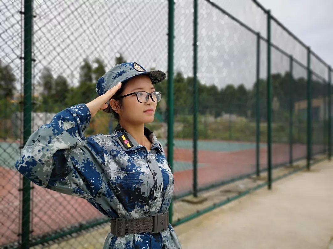 最美军训,军训让我遇见更好的自己作文