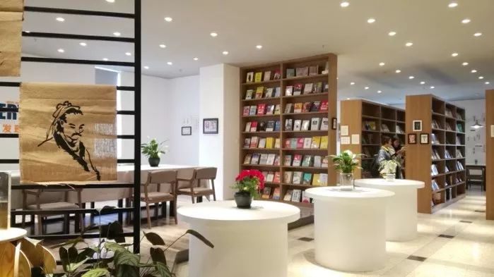 高校校园书店怎么开？听听央视报道怎么说