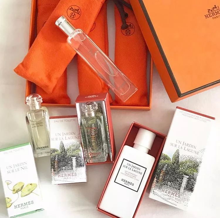 魔鬼李佳琦、直播一姐薇娅又带火了哪些单品