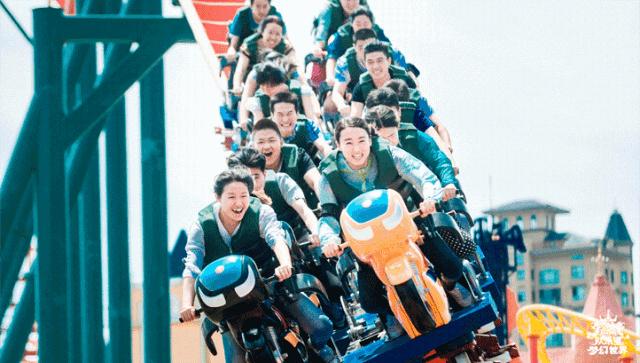 约吗?来欧乐堡梦幻世界感受夏日的凉爽!乐享美好亲子时光!