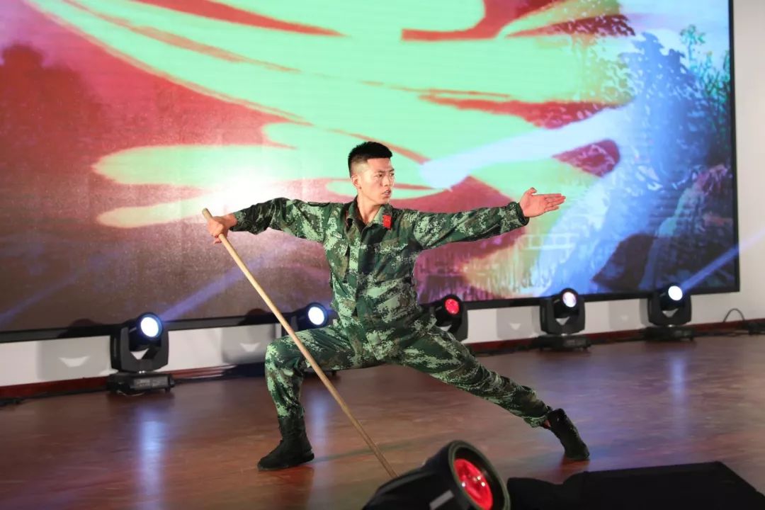 精彩不容错过广场舞36步,精彩表演不容错过